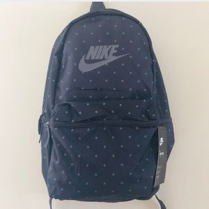 nike heritage polka backpack